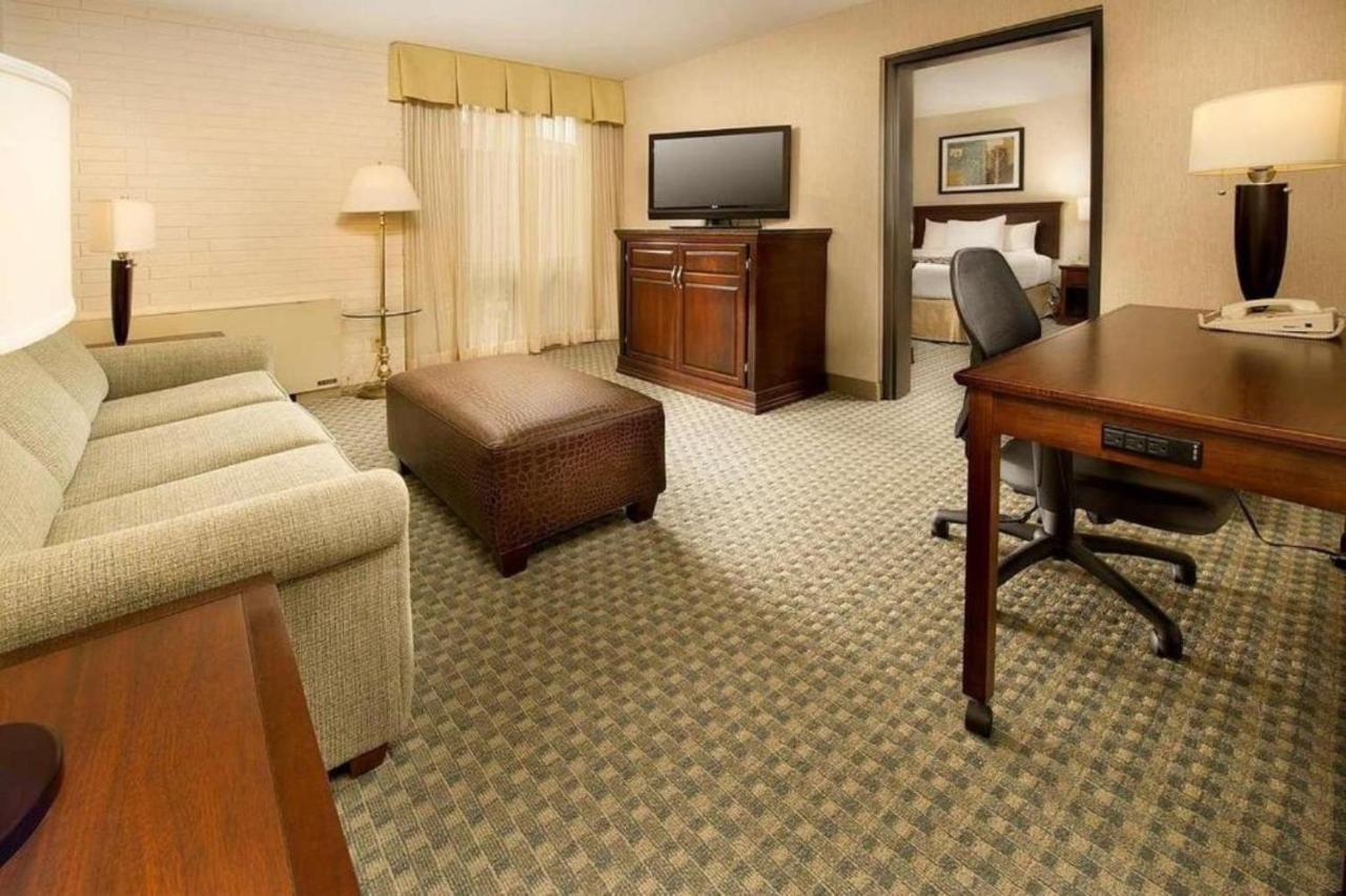 Hotel Lotus Kansas City Stadium Eksteriør billede
